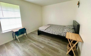 Private room near downtown